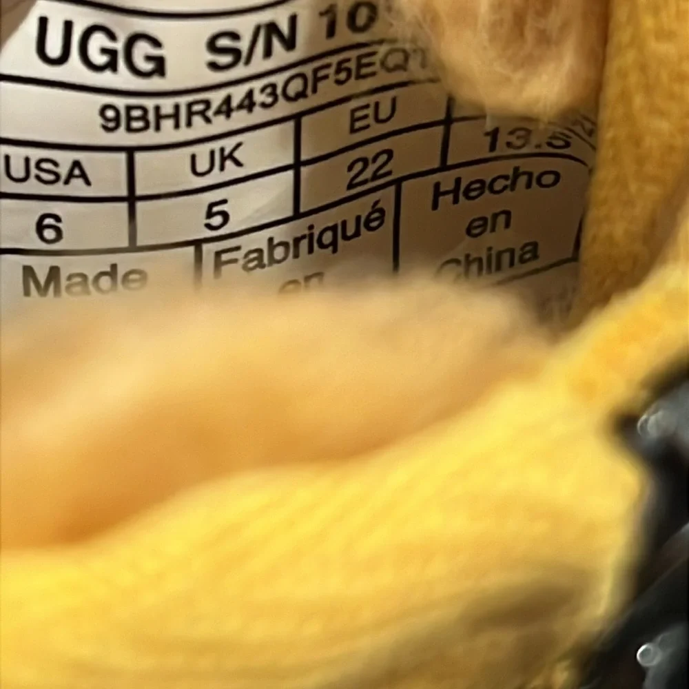 UGG NEUMEL II kids toddler boots shoe lace inner Sherpa lined treadlite size 6c - Picture 10 of 14